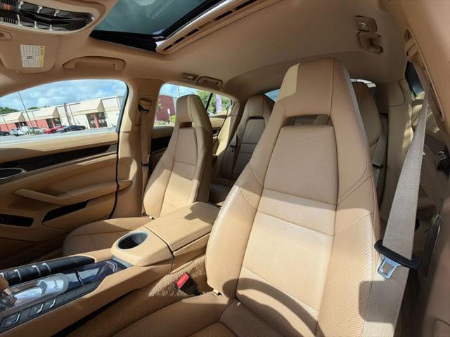 2011 Porsche Panamera Base