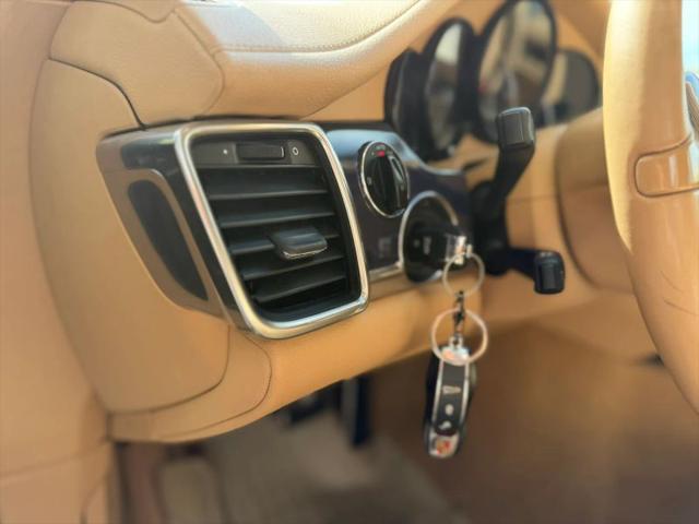 2011 Porsche Panamera Base