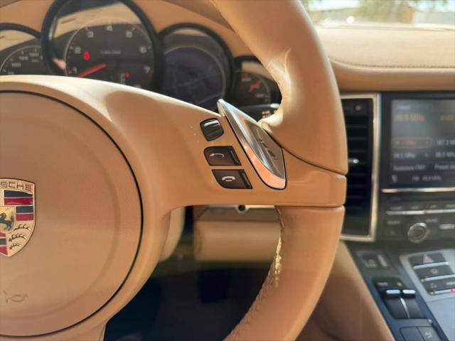 2011 Porsche Panamera Base