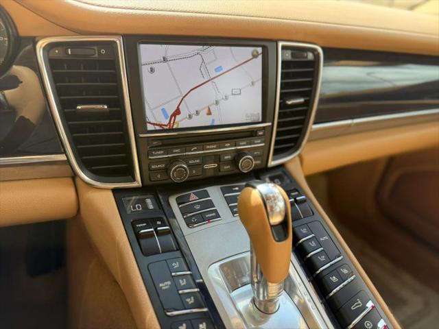 2011 Porsche Panamera Base