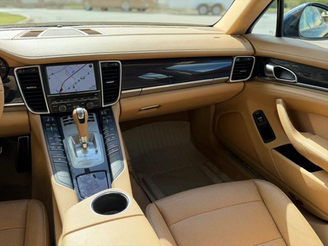 2011 Porsche Panamera Base