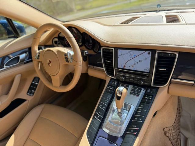 2011 Porsche Panamera Base