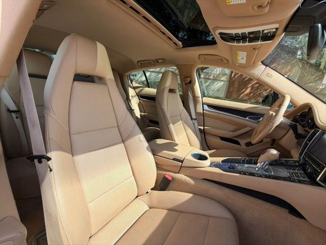 2011 Porsche Panamera Base