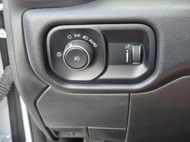 2024 Ram 3500 Tradesman/SLT/Laramie/Limited