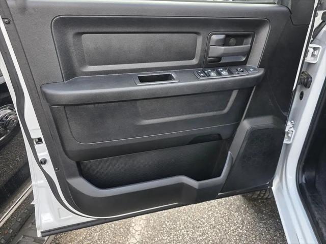 2024 Ram 3500 Tradesman/SLT/Laramie/Limited