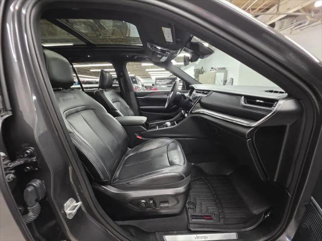 2023 Jeep Grand Cherokee Overland 4x4