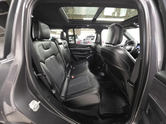 2023 Jeep Grand Cherokee Overland 4x4