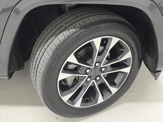 2023 Jeep Grand Cherokee Overland 4x4
