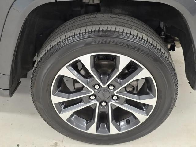 2023 Jeep Grand Cherokee Overland 4x4