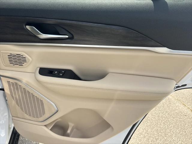 2026 Jeep Grand Cherokee Limited 4x2