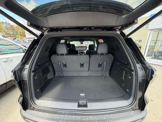 2026 Chevrolet Traverse AWD LT