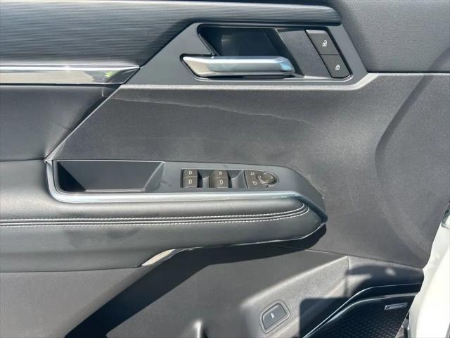 2026 GMC Acadia Elevation FWD