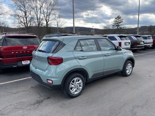 2026 Hyundai Venue SE