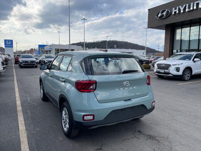 2026 Hyundai Venue SE
