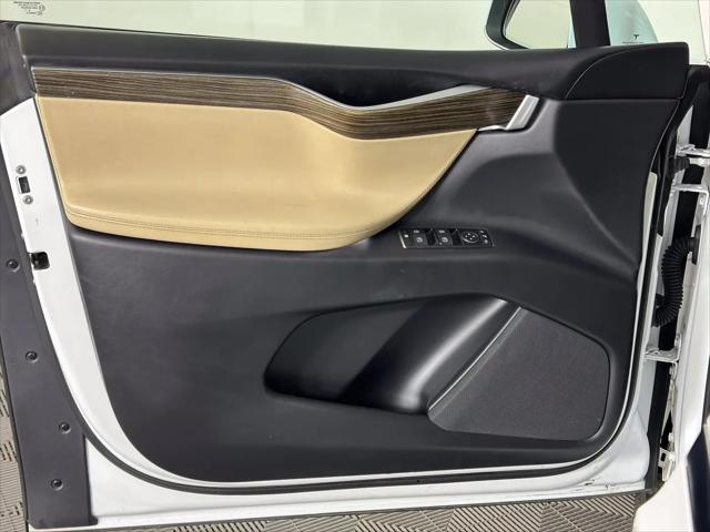 2016 Tesla Model X 90D