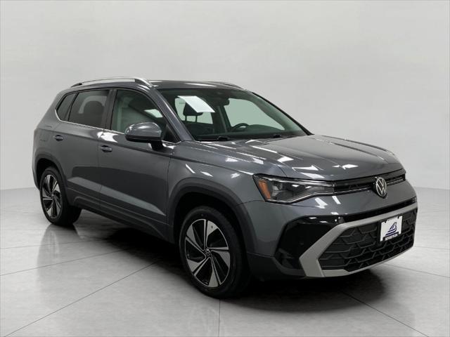 2025 Volkswagen Taos 1.5T SE for sale in Appleton, WI