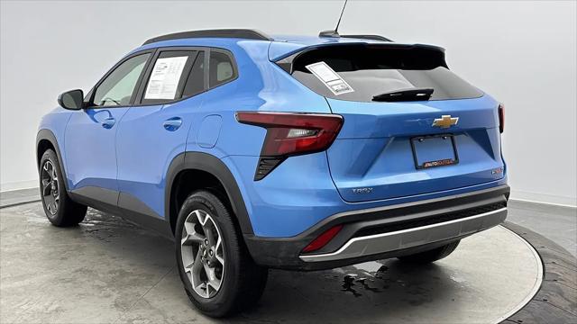 2025 Chevrolet Trax FWD LT