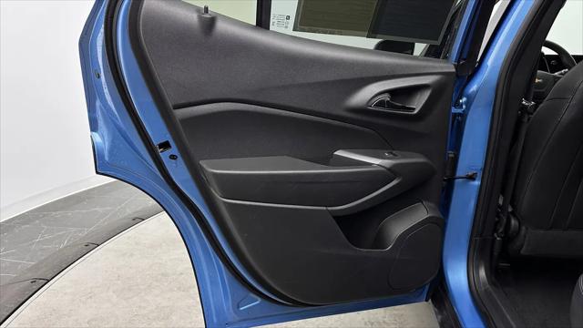 2025 Chevrolet Trax FWD LT