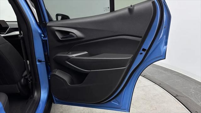 2025 Chevrolet Trax FWD LT