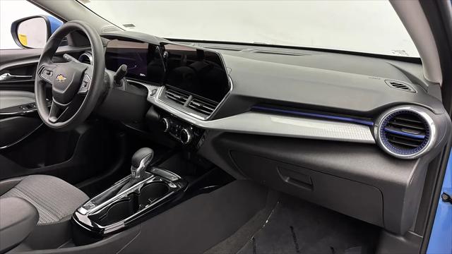 2025 Chevrolet Trax FWD LT