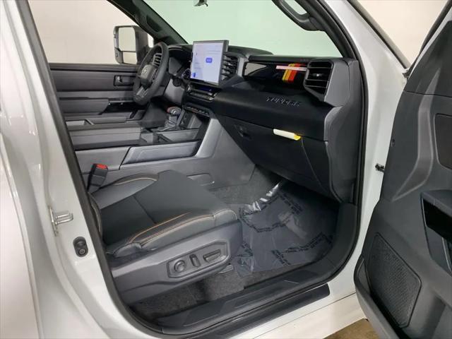 2026 Toyota Tundra Limited CrewMax 5.5' Bed