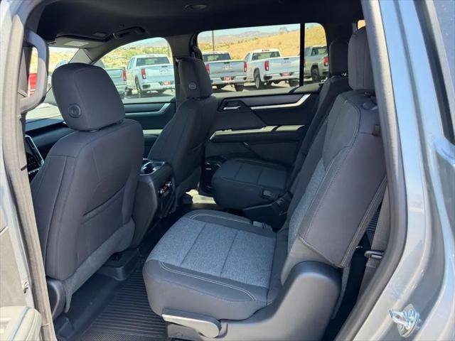 2026 GMC Acadia Elevation FWD