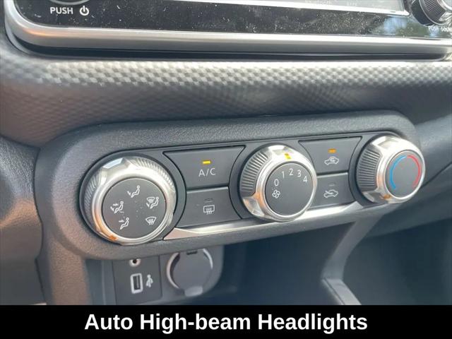 2025 Nissan Kicks S