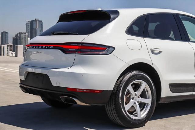 2021 Porsche Macan Macan