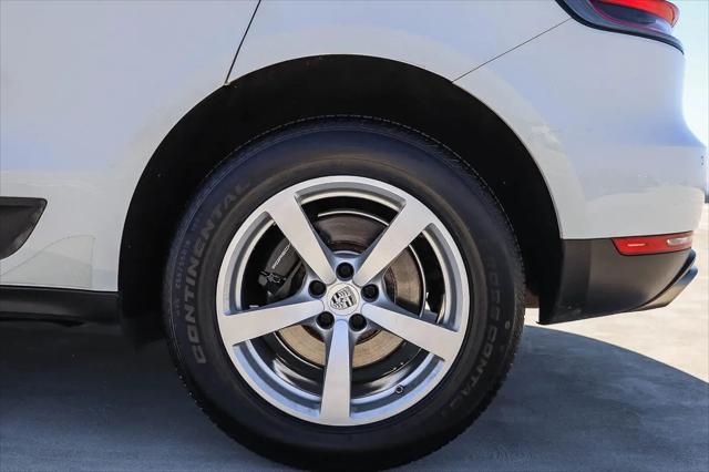 2021 Porsche Macan Macan