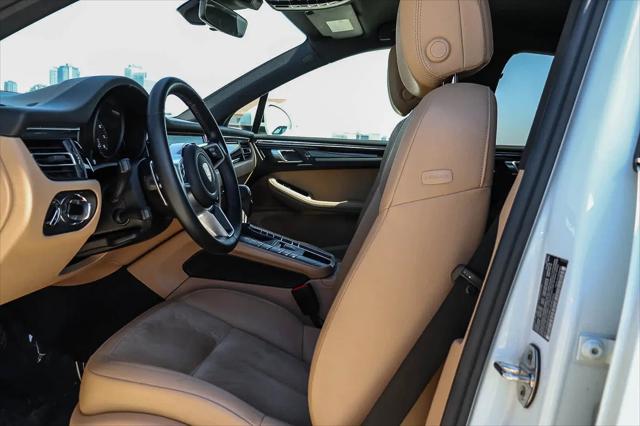 2021 Porsche Macan Macan