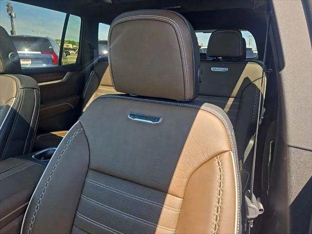 2026 GMC Acadia Denali Ultimate AWD