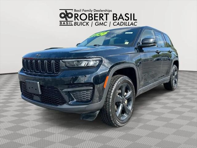 2023 Jeep Grand Cherokee Altitude for sale in Orchard Park, NY