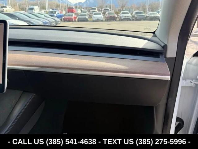 2022 Tesla Model Y Long Range Dual Motor All-Wheel Drive