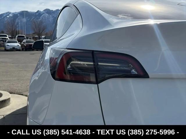 2022 Tesla Model Y Long Range Dual Motor All-Wheel Drive