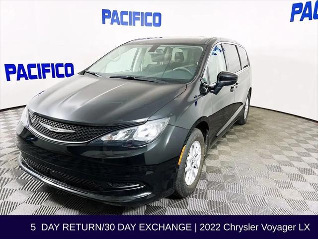 2022 Chrysler Voyager LX