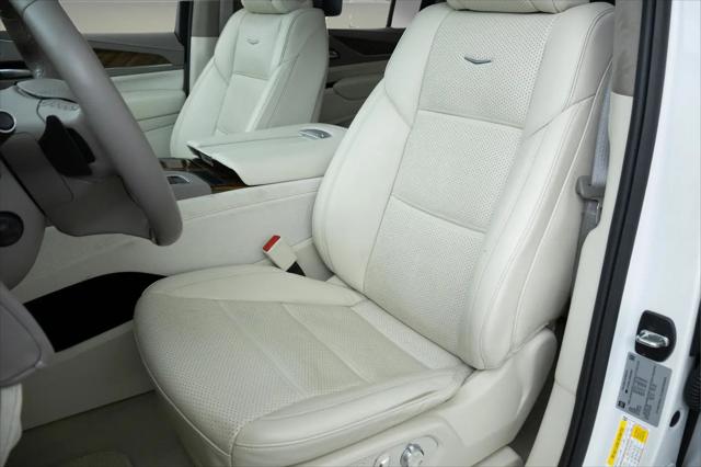 2024 Cadillac Escalade ESV 4WD Sport Platinum