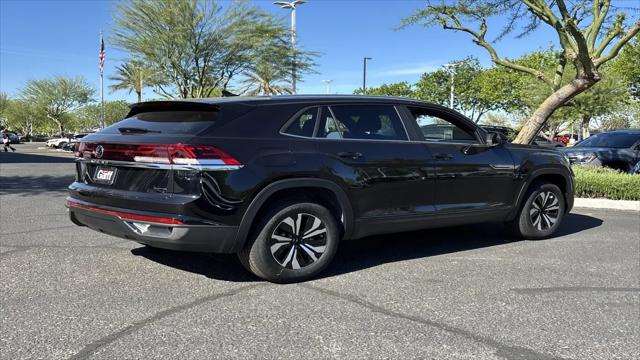 2026 Volkswagen Atlas Cross Sport SE