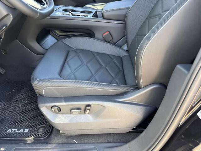 2026 Volkswagen Atlas Cross Sport SE