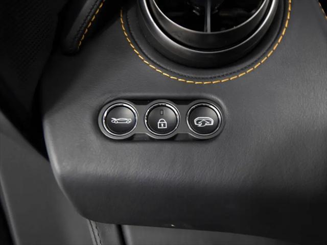 2021 McLaren 765LT Coupe