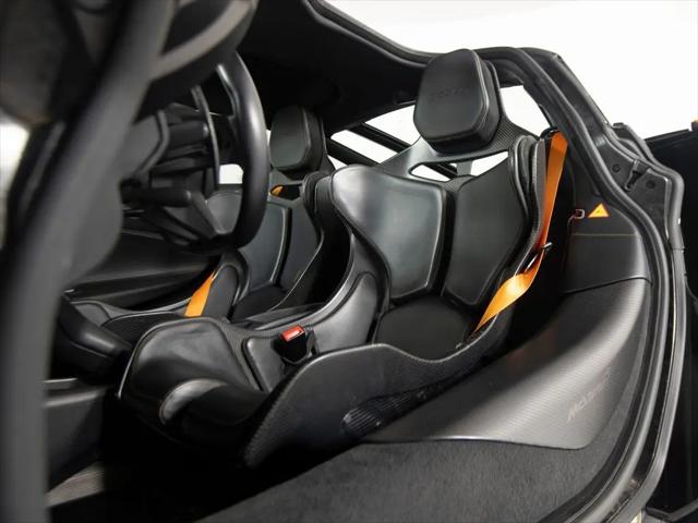 2021 McLaren 765LT Coupe