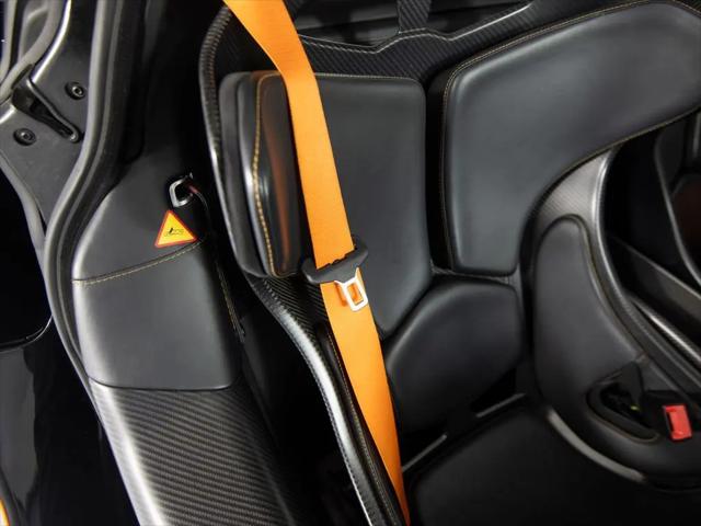 2021 McLaren 765LT Coupe