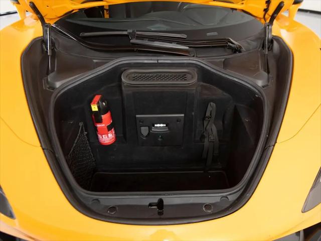 2021 McLaren 765LT Coupe