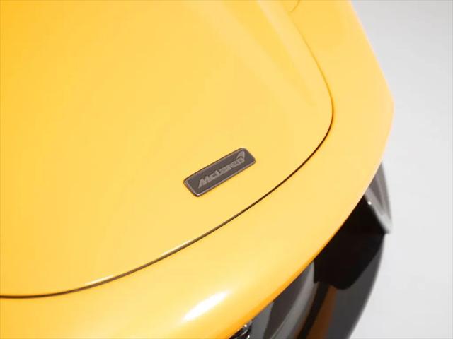 2021 McLaren 765LT Coupe