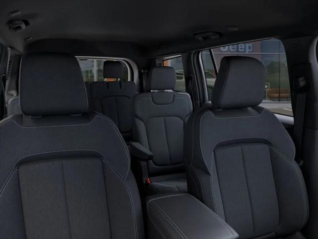 2026 Jeep Grand Cherokee L Altitude 4x4