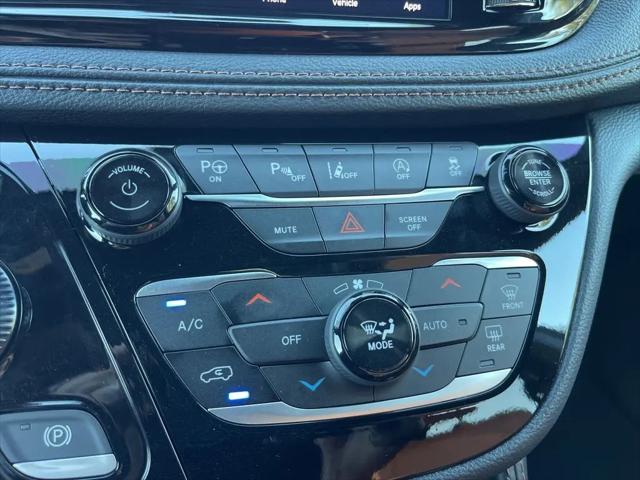 2024 Chrysler Pacifica Pinnacle AWD