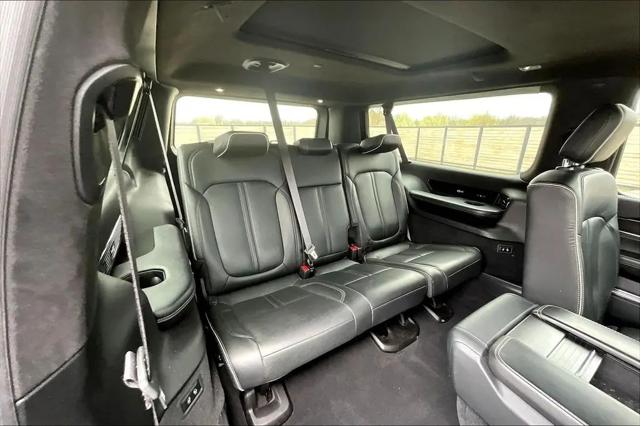 2024 Jeep Grand Wagoneer L Series II 4x4