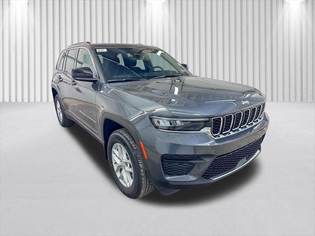 2025 Jeep Grand Cherokee Laredo X 4x4 2025 Jeep Grand Cherokee Laredo X 4x4