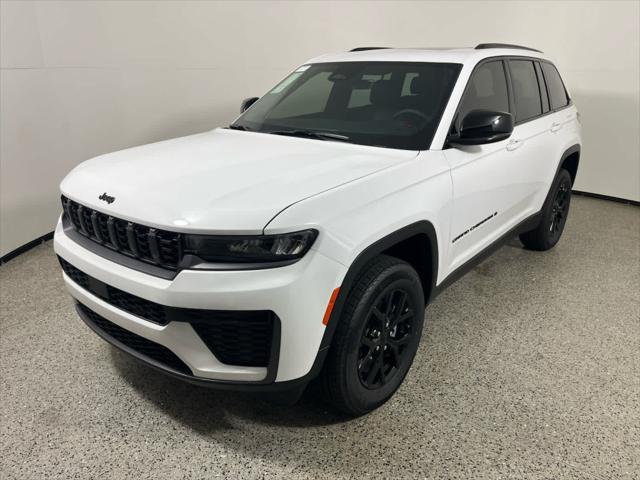 2026 Jeep Grand Cherokee GRAND CHEROKEE LAREDO ALTITUDE 4X2