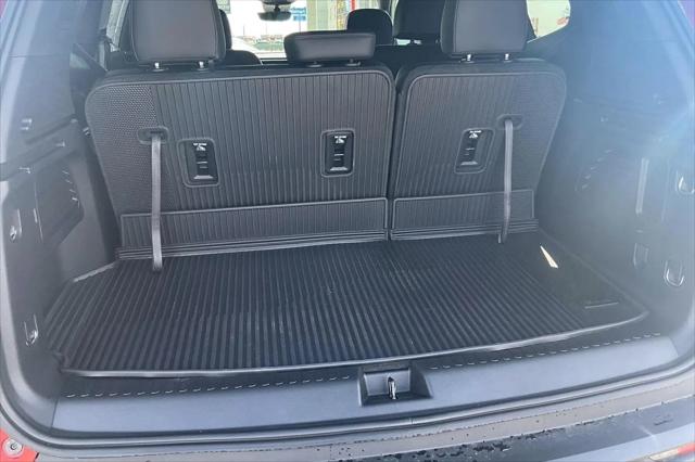 2026 GMC Acadia Elevation AWD