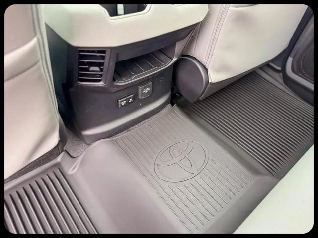 2026 Toyota Tundra Limited CrewMax 5.5' Bed